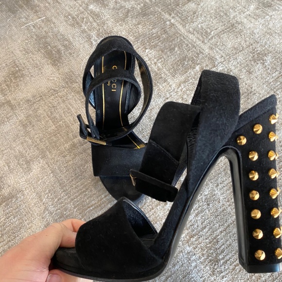 Black and Gold Gucci Studded Heels - Picture 5 of 13